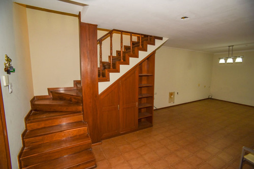 Venta De Casa Macrocentro 3 Dor, 2 Cocheras