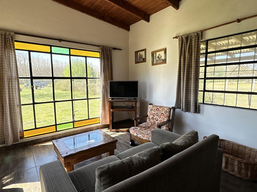 Venta Casa Quinta Estilo Campo En Salvador María, Lobos