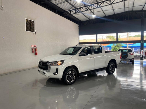 Imagem 1 de 9 de Toyota Hilux 2.8 D-4d Turbo Diesel Cd Srv 4x4 Automático