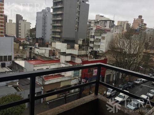 Imagen 9 de 13 de Venta De Departamento 2 Ambientes Con Cochera Cubierta En Lanús (26466)