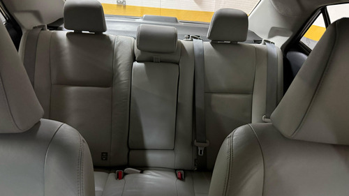 Toyota Corolla 1.8 16v Gli Flex Multi-drive 4p
