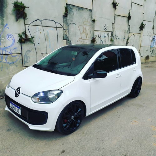 Volkswagen Up! 2015 1.0 Take 5p