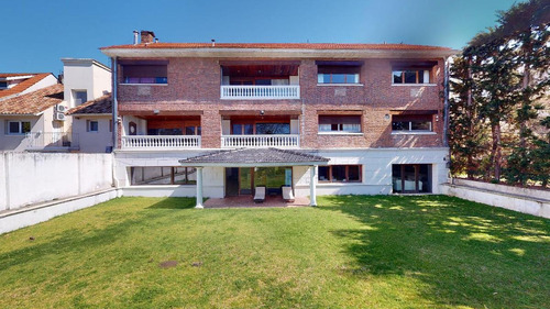Imagen 3 de 30 de Imponente Residencia, Sobre Lote De 961m2, Y 900 Cubiertos, A Metros De Quinta Presidencial.