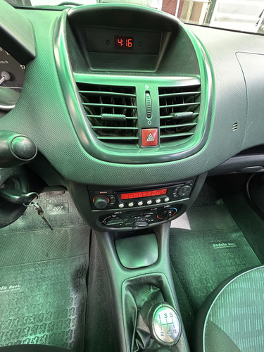 Peugeot 207 1.4 Sedan Xr