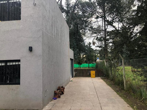 Casa En Venta 3 Amb. En Barrio Links Erratchu- La Union