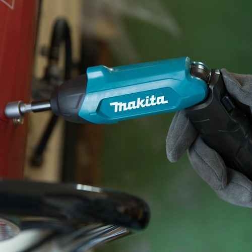 Parafusadeira Bat 3,6v Bivolt Df001dw Maleta 81 Peças Makita
