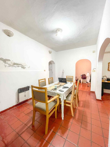 Casa En Venta En Pergamino Con Patio