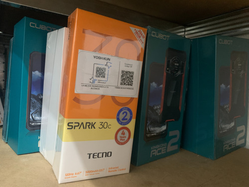 Celular Tecno Spark 30c Dual Sim 256gb 16gb (8gb + 8gb) Negro (Usado)