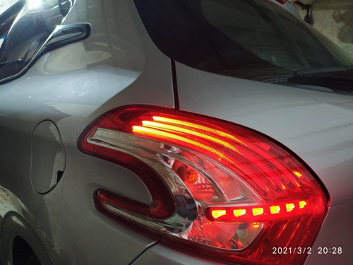Peugeot 208 Cupe 1.2