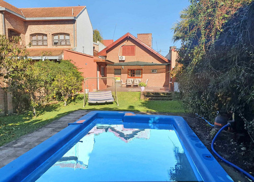 Imagen 15 de 17 de Venta De Casa 4 Ambientes Con Pileta Quilmes