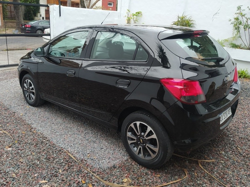 Imagen 4 de 4 de Chevrolet Onix 1.4 Ltz At 98cv 2016