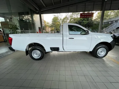 Nissan NP300 2.5 Pick Up Mt Ac