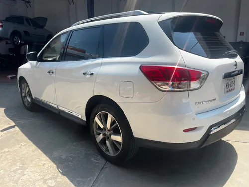 Nissan Pathfinder 3.5 Exclusive A/T **BLINDADA**