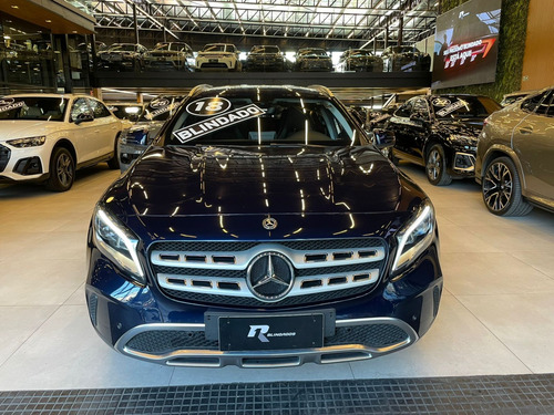 Mercedes-Benz GLA 200 1.6 CGI FLEX ADVANCE 7G-DCT