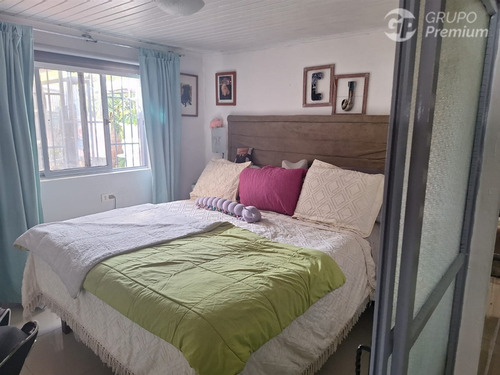 Hermosa Casa En Venta, Comuna De Maipú 3d 3b Con Local