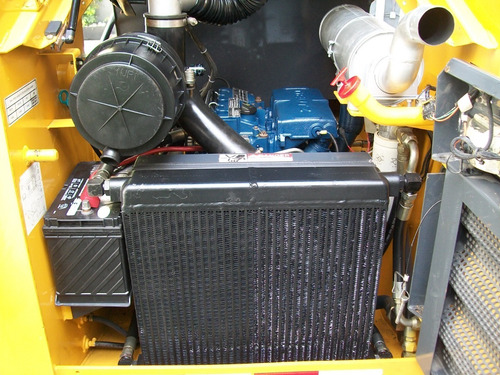 Imagen 11 de 13 de Minicargador Gehl