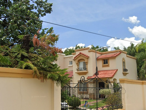 Casa En Venta En Paseos De Santiago, En Coyula, Jalisco -avf07