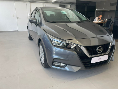 Imagen 21 de 25 de Nissan Versa 2023 1.6 Sense Mt