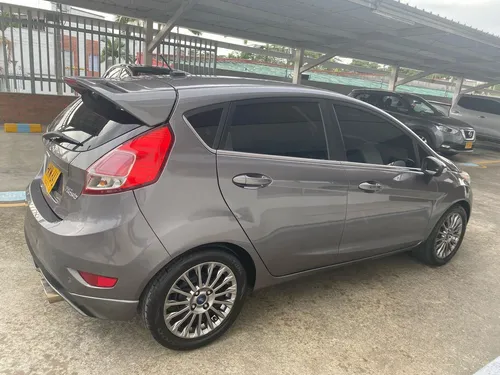 Ford Fiesta 1.6 Hatchback Titanium