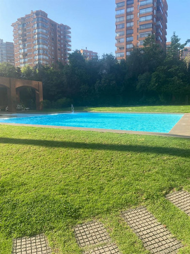 Departamento En Venta De 4 Dorm. En Las Condes