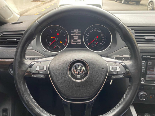 Volkswagen Vento 2.5 Advance Plus 170cv