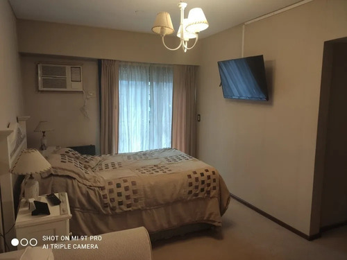 Imagen 11 de 14 de Casa En Venta, Moron Residencial, 4 Ambientes Cochera Parrilla