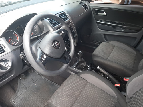 Imagem 5 de 9 de Volkswagen Fox 2018 1.6 Connect Total Flex 5p