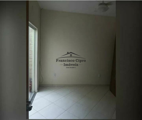 Imagem 1 de 10 de Casa À Venda No Bairro Jardim Do Vale - Guaratinguetá/sp - Cs631