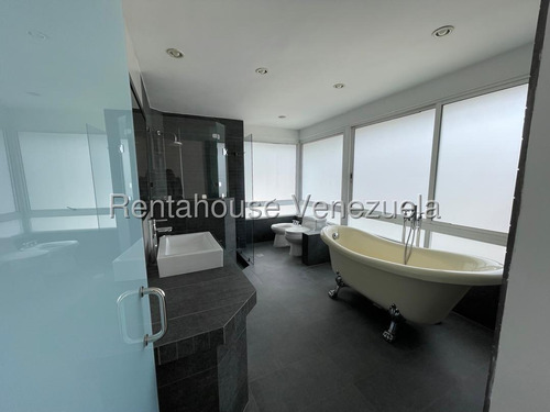 Magnífico Apartamento En Alquiler Altamira Amc