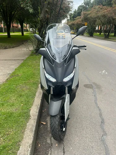 Yamaha X-max300