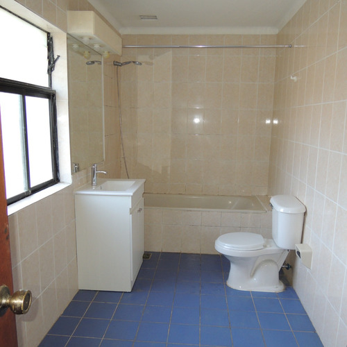 Linda Casa Estilo Mexicano En Olmue,sector Las Cruces 2 Dorm