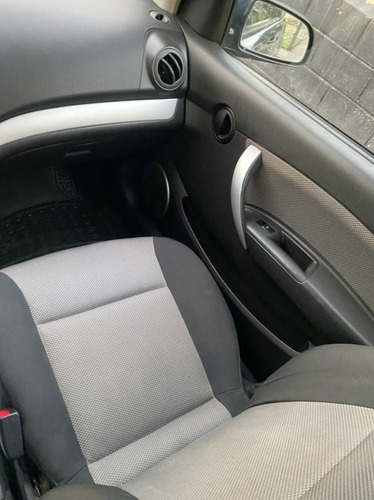 Imagen 6 de 11 de Chevrolet Aveo Lt