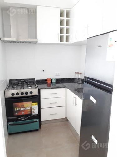 Imagen 2 de 13 de Venta Departamento 2 Ambientes Zona Centro.