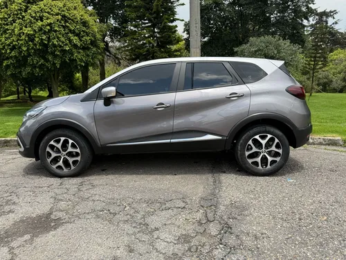 Renault Captur 1.3T Intens Cvt