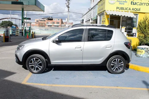 Renault Stepway 1.6 Intens