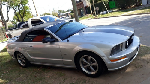 Ford Mustang Gt V8 Convertible