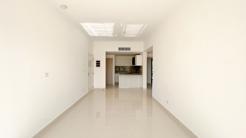 Imagen 10 de 17 de Apartamento Terminado Con Vista Al Lago