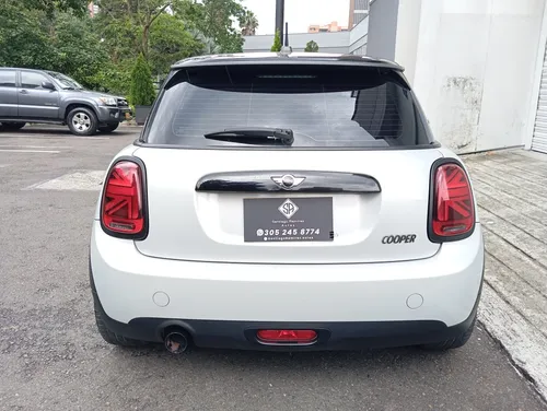 Mini Cooper 1.5 Aut