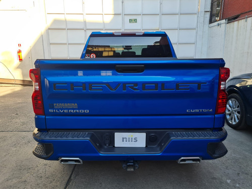 Chevrolet Silverado 5.3 V8 Custom Doble Cabina 4X4 At