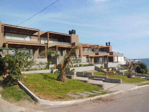 Departamento En Venta De 3 Dormitorios, Manantiales, La Barra