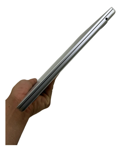 Macbook Air 13,6'' Chip Apple M2 2022, 8gb Ram, 256gb Space Gray (Usado)