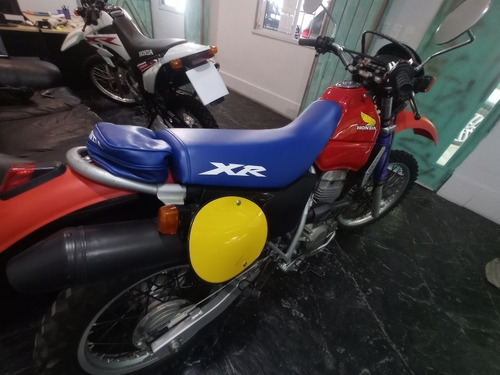 Imagen 2 de 15 de Honda Tornado Xr 250 Retro 2008