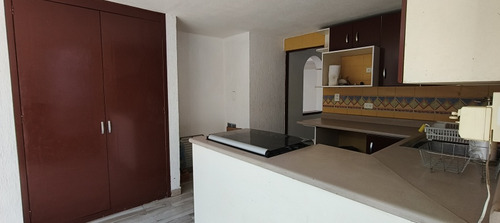 Casa En Venta En Esquina, Con Gran Jardin, En Fracc. Cerrado, Cerca Udlap, San Andres Cholula Puebla