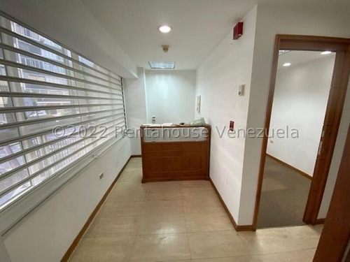 Imagen 12 de 18 de Edificio En Venta En Altamira 22-21436 Zoraida Sánchez 0414-3653415