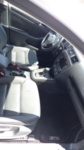 Volkswagen Jetta 2014 2.0 Comfortline Flex 4p Automática