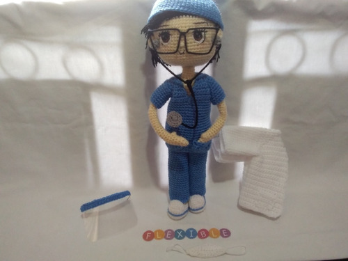 Amigurumi Doctor 30cm