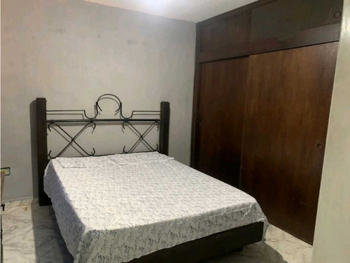Apartamento En Alquiler Urb. El Parque Frente A La Ujap Md-8607958
