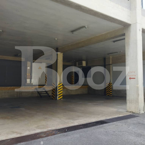 Alquiler De Piso Industrial, Guarenas 526mt2