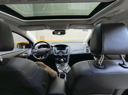 Ford Focus III 2.0 Sedan Titanium At6
