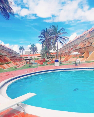 Imagen 5 de 14 de Apto En Venta En Tucacas 90mts Alexandra Ramírez 04147041922